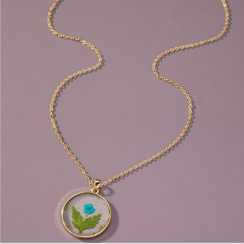 Handmade Birth Month Flower Necklace: March: Daffodil and Jonquil